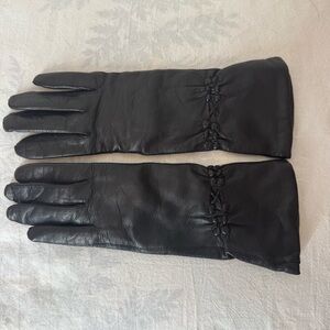 Vintage Women's Grandoe Flower Leather Gloves